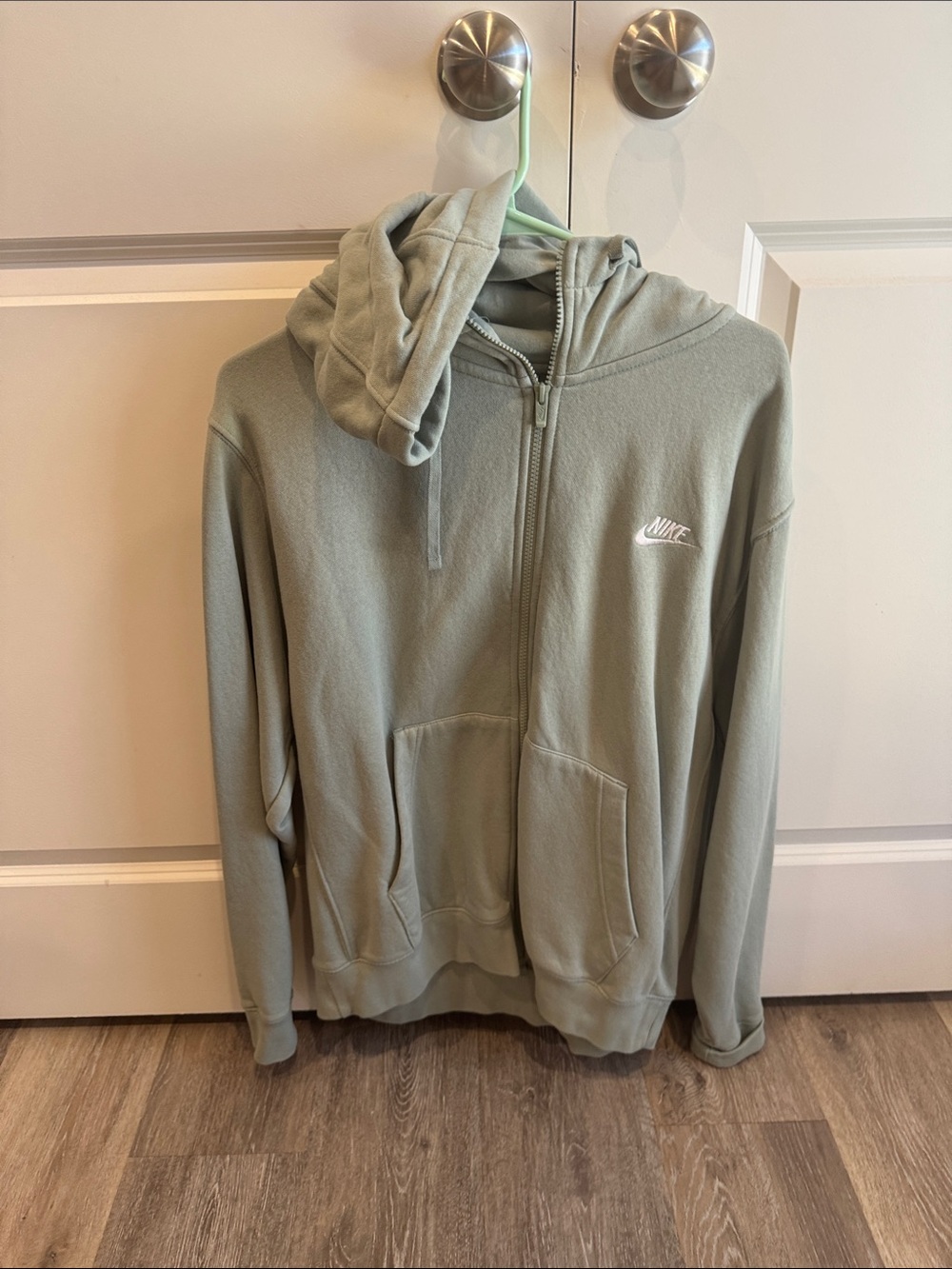 Nike Men's Zip-Up Hoodie Sweatshirt in Sage Green